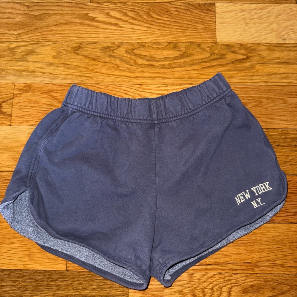 BRANDY MELVILLE N.Y COMFY SHORTS
